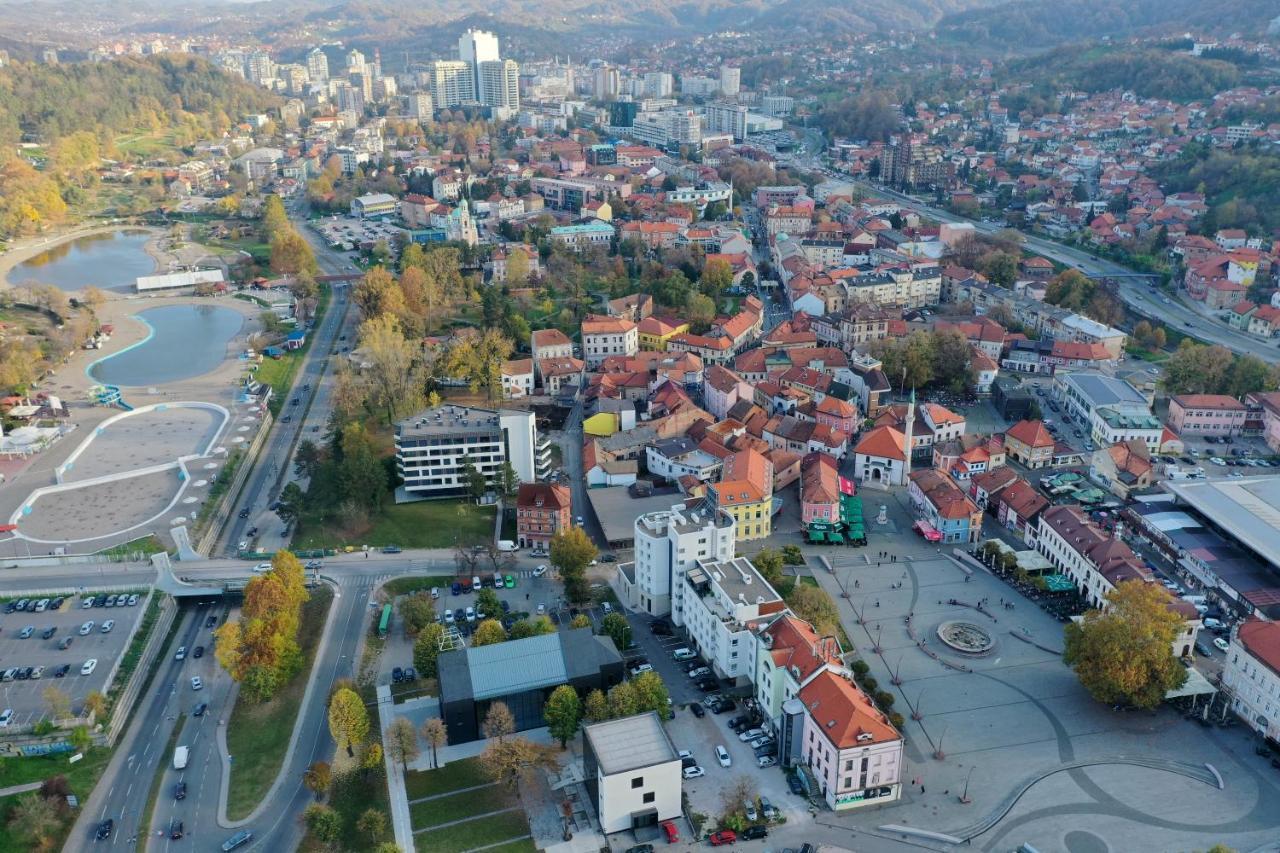 Square Studio Tuzla Buitenkant foto